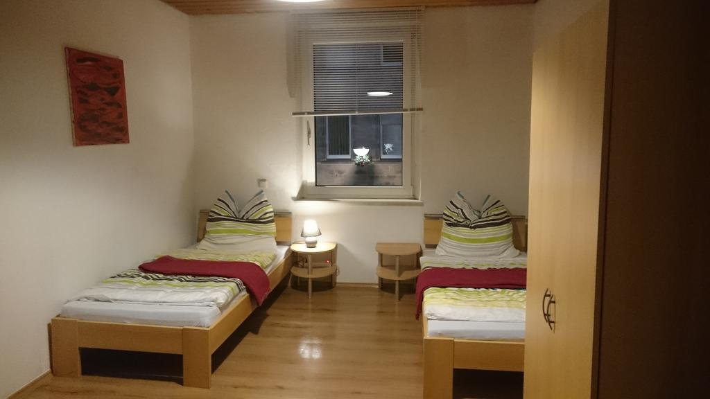 Privatzimmer Furth Zentrum Extérieur photo